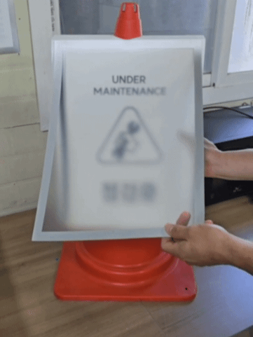 멀티 칼라콘 입간판 단면 / 골드